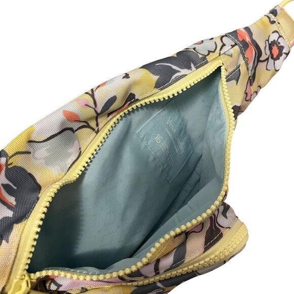 Vera Bradley Lighten Up Reactive Sling Hipster Backpack Sunny‎ Garden NWT